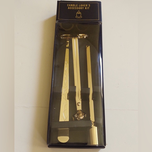 🎁Lyght Candle Co. Candle Lover’s Accessory Kit - Gold Tone  - 3 Pieces - Picture 5 of 6
